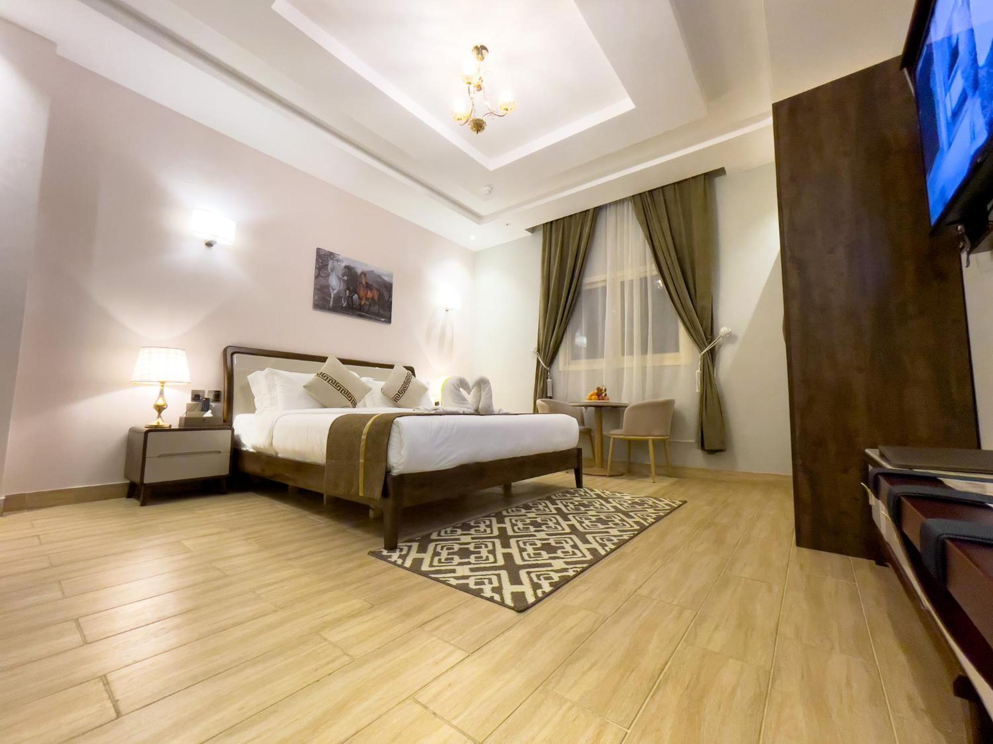 Landmark Hotel Suites Tabuk Exteriör bild